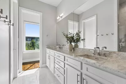 4402 Lafayette Street #B, Dallas, TX 75204 - Photo 17