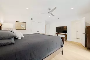 10111 Cromwell Dr, Dallas, TX 75229 - Photo 15