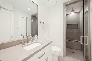 10111 Cromwell Dr, Dallas, TX 75229 - Photo 17