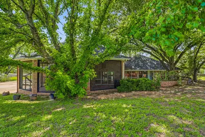 6414 Buena Vista Drive, Granbury, TX 76049 - Photo 31