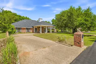 6414 Buena Vista Dr, Granbury, TX 76049 - Photo 5