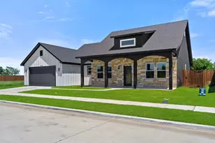 568 Highview Ct, Godley, TX 76134 - Photo 1