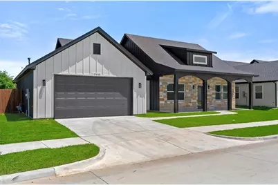 568 Highview Court, Godley, TX 76134 - Photo 3