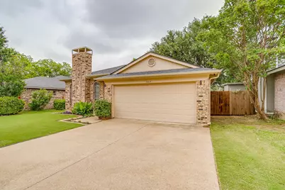5017 Santa Fe Court, Arlington, TX 76017 - Photo 3