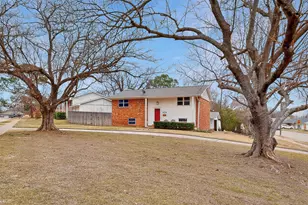 202 Senter Valley Rd, Irving, TX 75060 - Photo 1