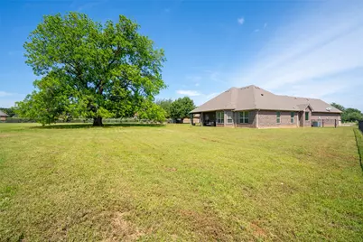 3201 Steamers Court, Granbury, TX 76049 - Photo 27