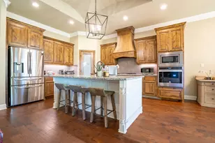 3201 Steamers Ct, Granbury, TX 76049 - Photo 9