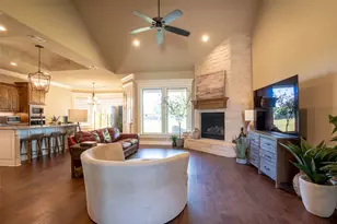 3201 Steamers Ct, Granbury, TX 76049 - Photo 7
