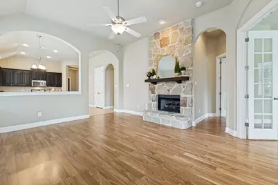 5604 Centeridge Lane, McKinney, TX 75071 - Photo 3