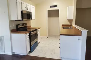 4527 Chapman St, The Colony, TX 75056 - Photo 5