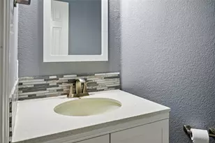 9813 Rockwall Rd, Plano, TX 75025 - Photo 11