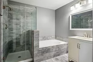 9813 Rockwall Rd, Plano, TX 75025 - Photo 5