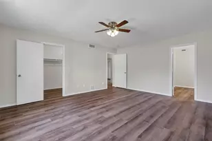 209 Mistletoe Ln, Keene, TX 76059 - Photo 19