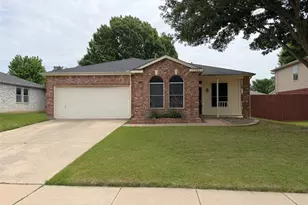 7905 Seven Oaks Ln, Denton, TX 76210 - Photo 1