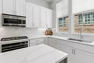 4617 Greenborough Ln, Dallas, TX 75219 - Photo 3