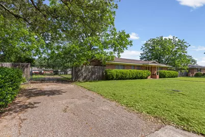 203 Randy Drive, Woodway, TX 76712 - Photo 21
