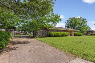 203 Randy Dr, Woodway, TX 76712 - Photo 21