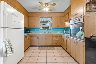 203 Randy Dr, Woodway, TX 76712 - Photo 7