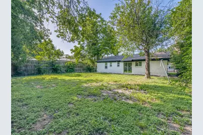 525 Moonlight Drive, Garland, TX 75040 - Photo 23