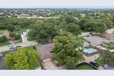 1420 Juniper Lane, Lewisville, TX 75077 - Photo 5