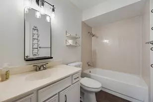 617 Harvest Hill St, Lewisville, TX 75067 - Photo 15