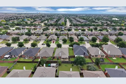 2805 Enchanted Eve Drive, Little Elm, TX 75068 - Photo 33