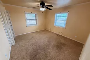 1010 W Moss St, Eastland, TX 76448 - Photo 25