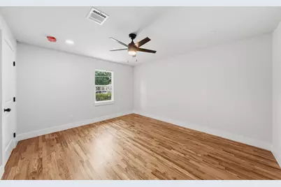 4027 Dutton Drive, Dallas, TX 75211 - Photo 15