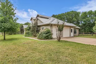 613 Bone Rd, Valley Mills, TX 76689 - Photo 25