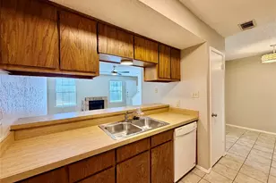 1247 Dallas Dr, Denton, TX 76205 - Photo 7