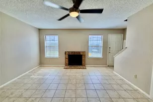 1247 Dallas Dr, Denton, TX 76205 - Photo 1