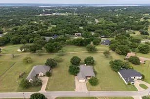 27089 Meadowmore Dr, Whitney, TX 76692 - Photo 35