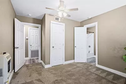2121 W Bond Street, Denison, TX 75020 - Photo 11