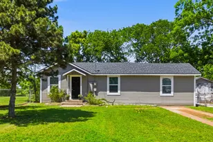 2121 W Bond St, Denison, TX 75020 - Photo 1