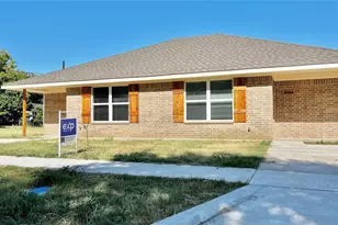 618 Thomas St, Bonham, TX 75418 - Photo 1