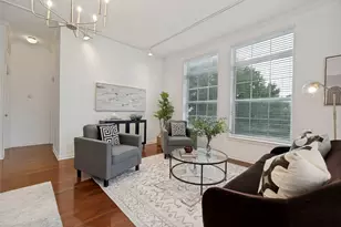 2305 Worthington St, Dallas, TX 75204 - Photo 3