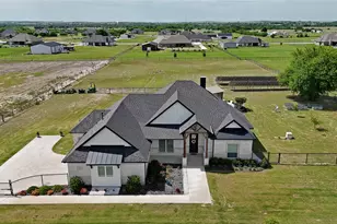 138 Chisos Dr, Decatur, TX 76234 - Photo 3