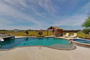 138 Chisos Dr, Decatur, TX 76234 - Photo 5