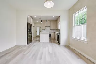 2109 Gould Avenue, Fort Worth, TX 76164 - Photo 9