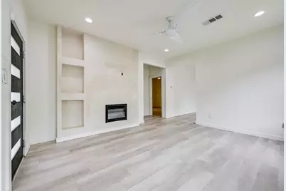 2109 Gould Avenue, Fort Worth, TX 76164 - Photo 5