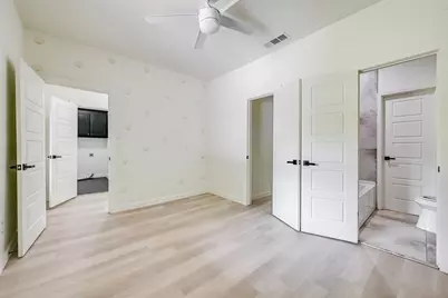 2109 Gould Avenue, Fort Worth, TX 76164 - Photo 17
