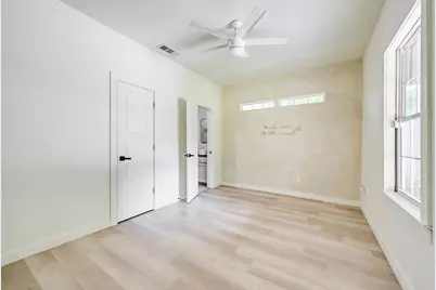 2109 Gould Avenue, Fort Worth, TX 76164 - Photo 15