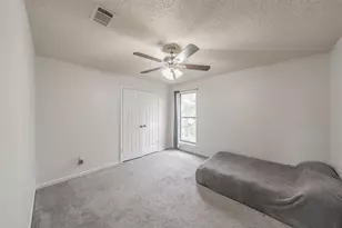825 Ashmount Ln, Arlington, TX 76017 - Photo 29