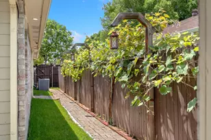 1417 Turtle Cove Dr, Little Elm, TX 75068 - Photo 5