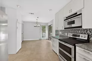 7109 Alpha Rd, Dallas, TX 75240 - Photo 9