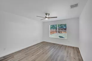 309 Shadow Bend Dr, Red Oak, TX 75154 - Photo 19