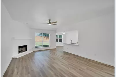 309 Shadow Bend Drive, Red Oak, TX 75154 - Photo 9