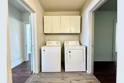 521 W Collins Street, Denton, TX 76201 - Photo 11