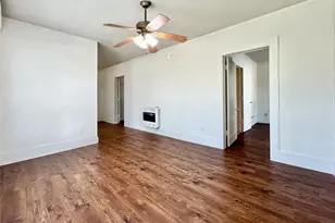 521 W Collins St, Denton, TX 76201 - Photo 3
