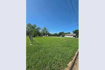 500 E Evergreen Street, Sherman, TX 75090 - Photo 3